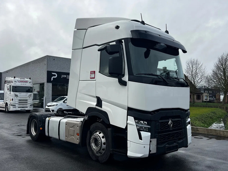 Renault T460 380.000km**T460 2022 model** - Tractor unit: picture 4 Renault T460 380.000km**T460 2022 model** - Tractor unit: picture 4