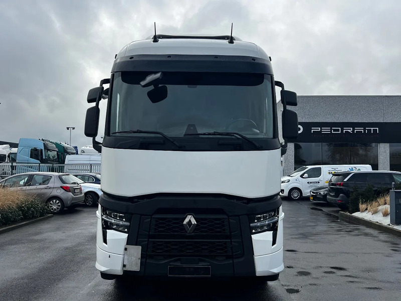 Renault T460 380.000km**T460 2022 model** - Tractor unit: picture 2 Renault T460 380.000km**T460 2022 model** - Tractor unit: picture 2