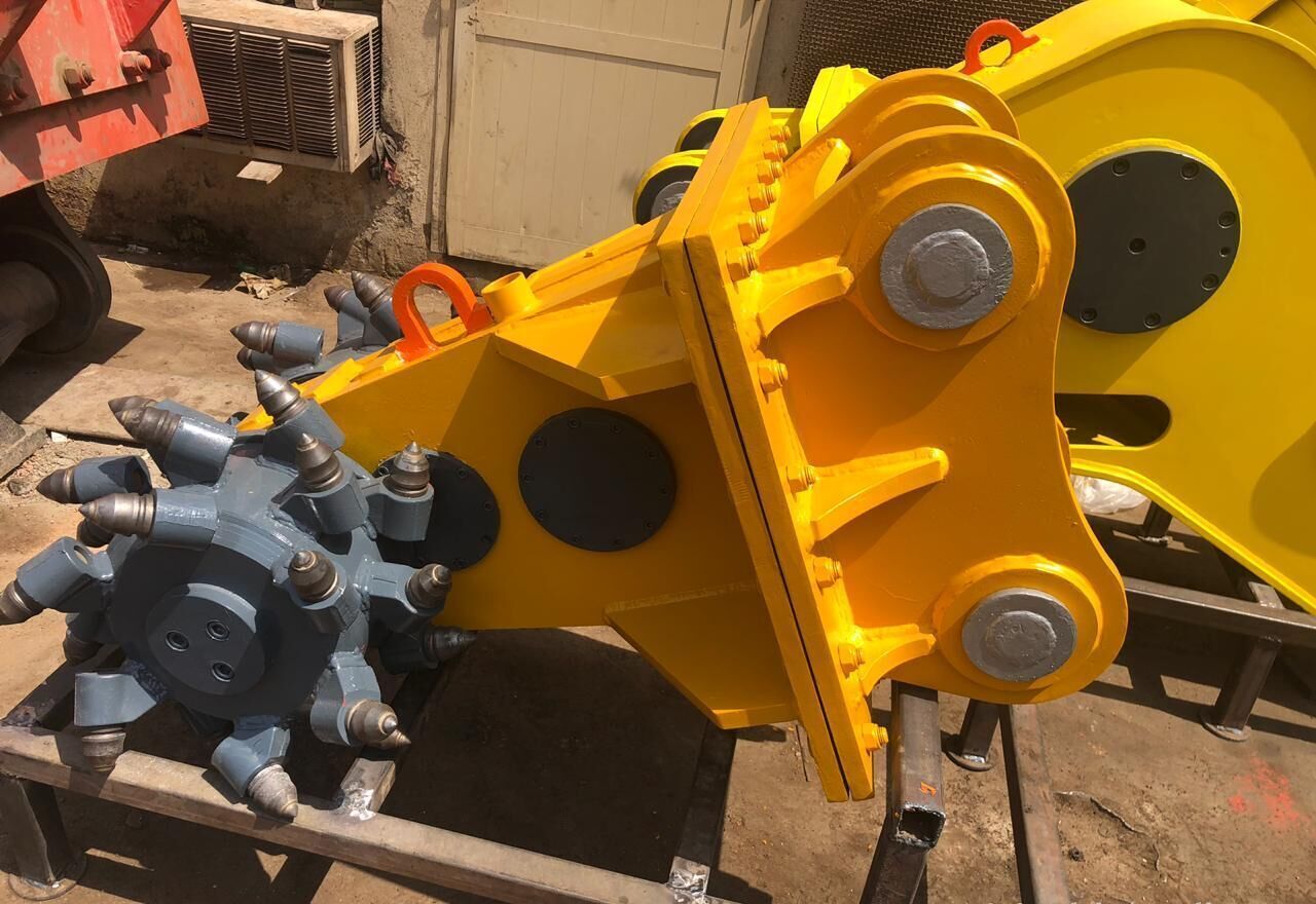 AME Double Drum Cutter (MDC 20) - Attachment for Excavator: picture 4 AME Double Drum Cutter (MDC 20) - Attachment for Excavator: picture 4