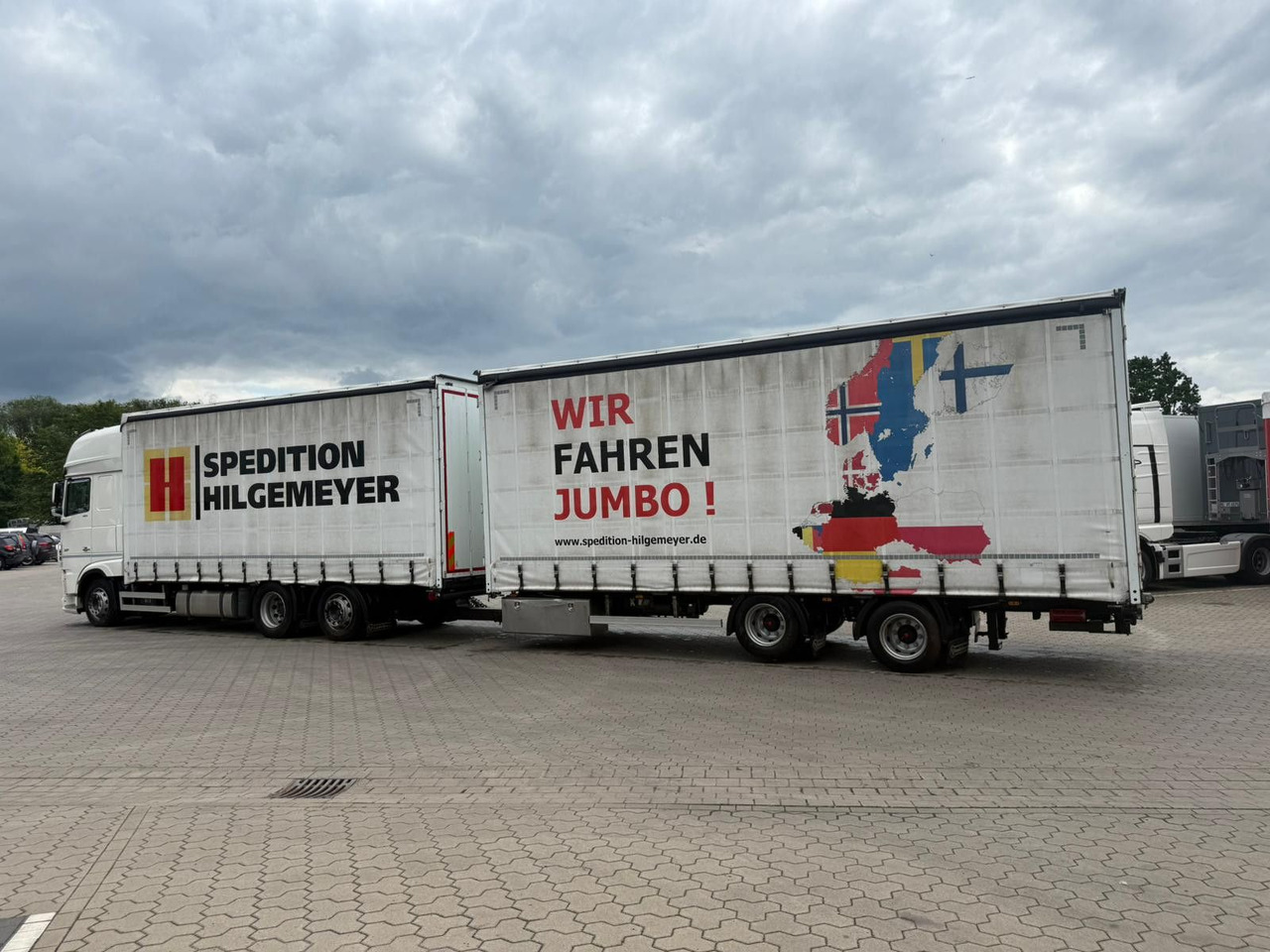 DAF XF 480 FAN LowDeck 6x2 Jumbo Inklusive Anhänger - Curtain side truck, Curtainsider trailer: picture 4 DAF XF 480 FAN LowDeck 6x2 Jumbo Inklusive Anhänger - Curtain side truck, Curtainsider trailer: picture 4