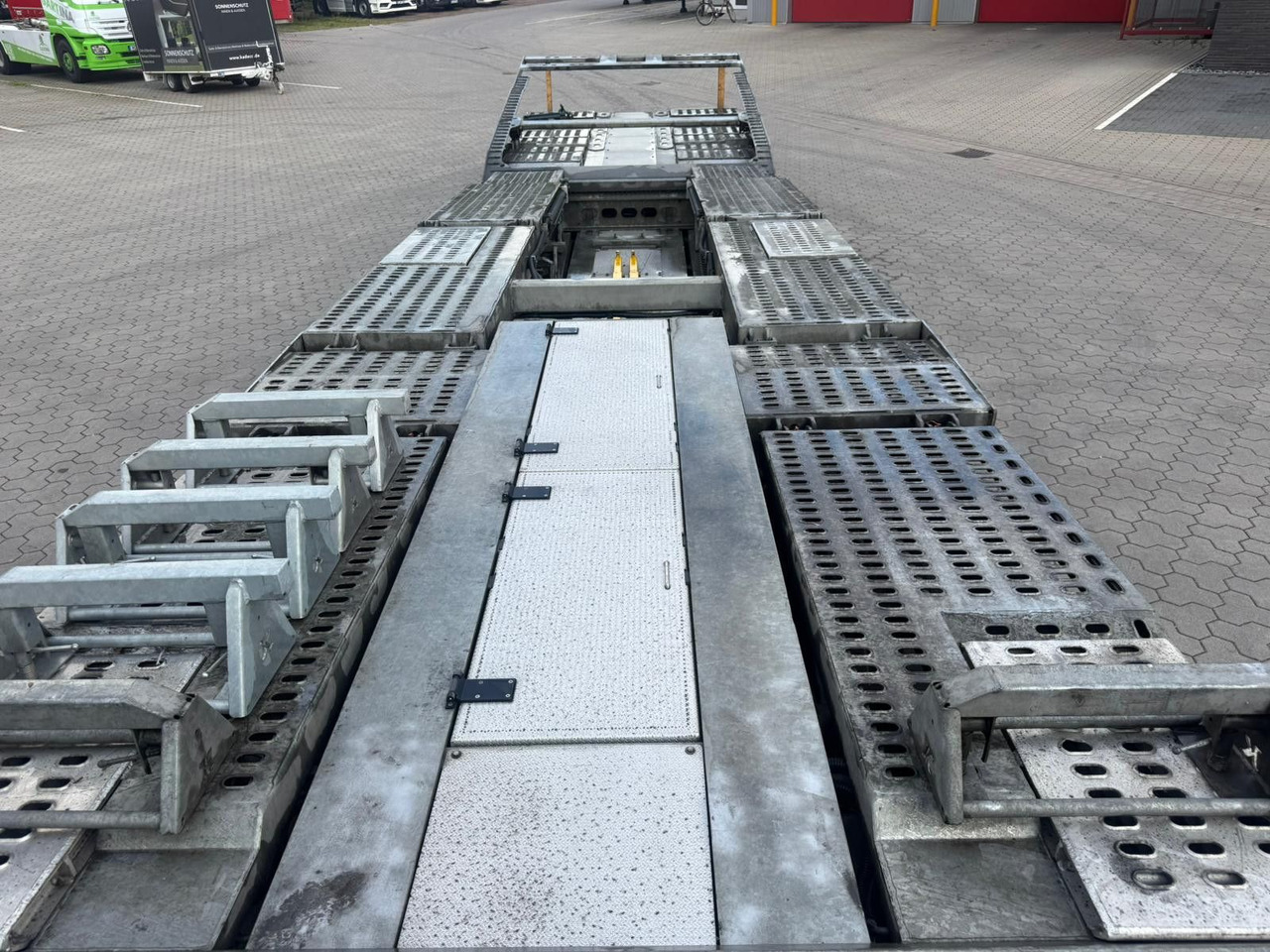 Kässbohrer K.SOK Truck/Car Transporter, Novagrau leasing Kässbohrer K.SOK Truck/Car Transporter, Novagrau: picture 10