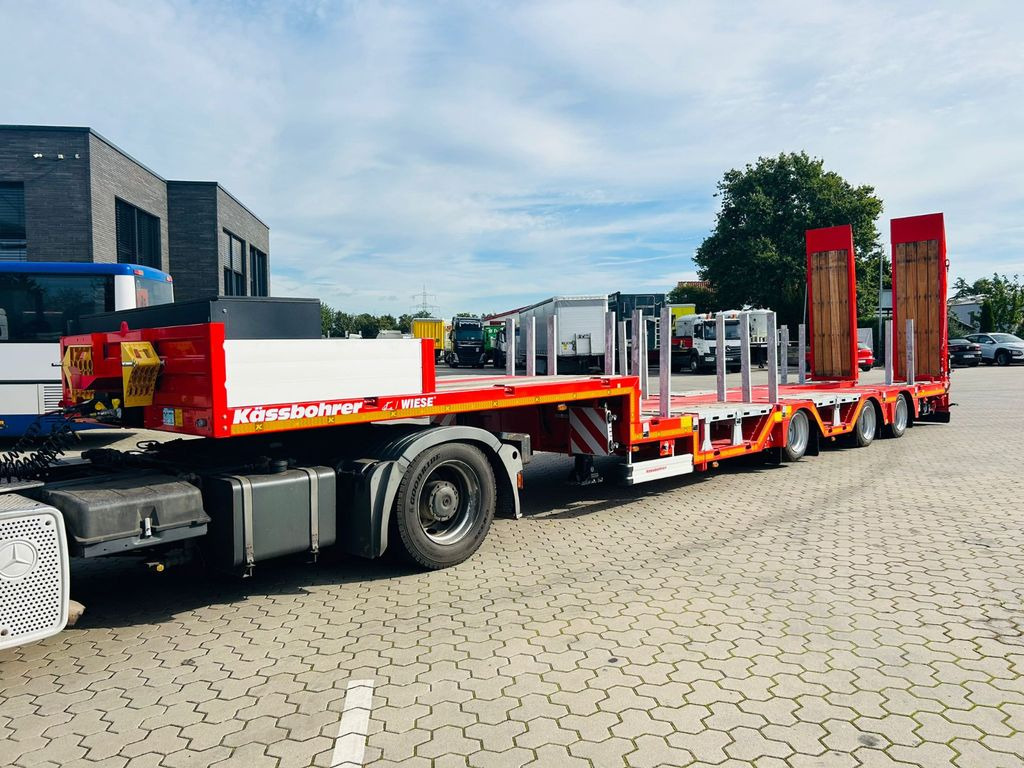 Kässbohrer KSLA RJ Mega Jumbo Tieflader mit Radmulden tele - Low loader semi-trailer: picture 3 Kässbohrer KSLA RJ Mega Jumbo Tieflader mit Radmulden tele - Low loader semi-trailer: picture 3