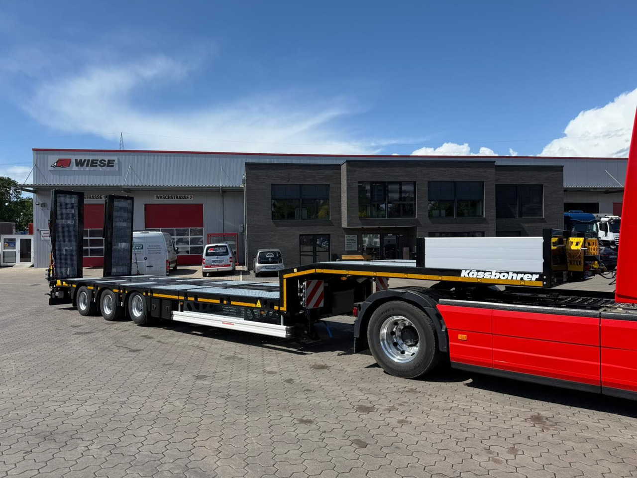 Kässbohrer SLS.HS Tieflader mit hydr. Schwanenhals - Low loader semi-trailer: picture 2 Kässbohrer SLS.HS Tieflader mit hydr. Schwanenhals - Low loader semi-trailer: picture 2