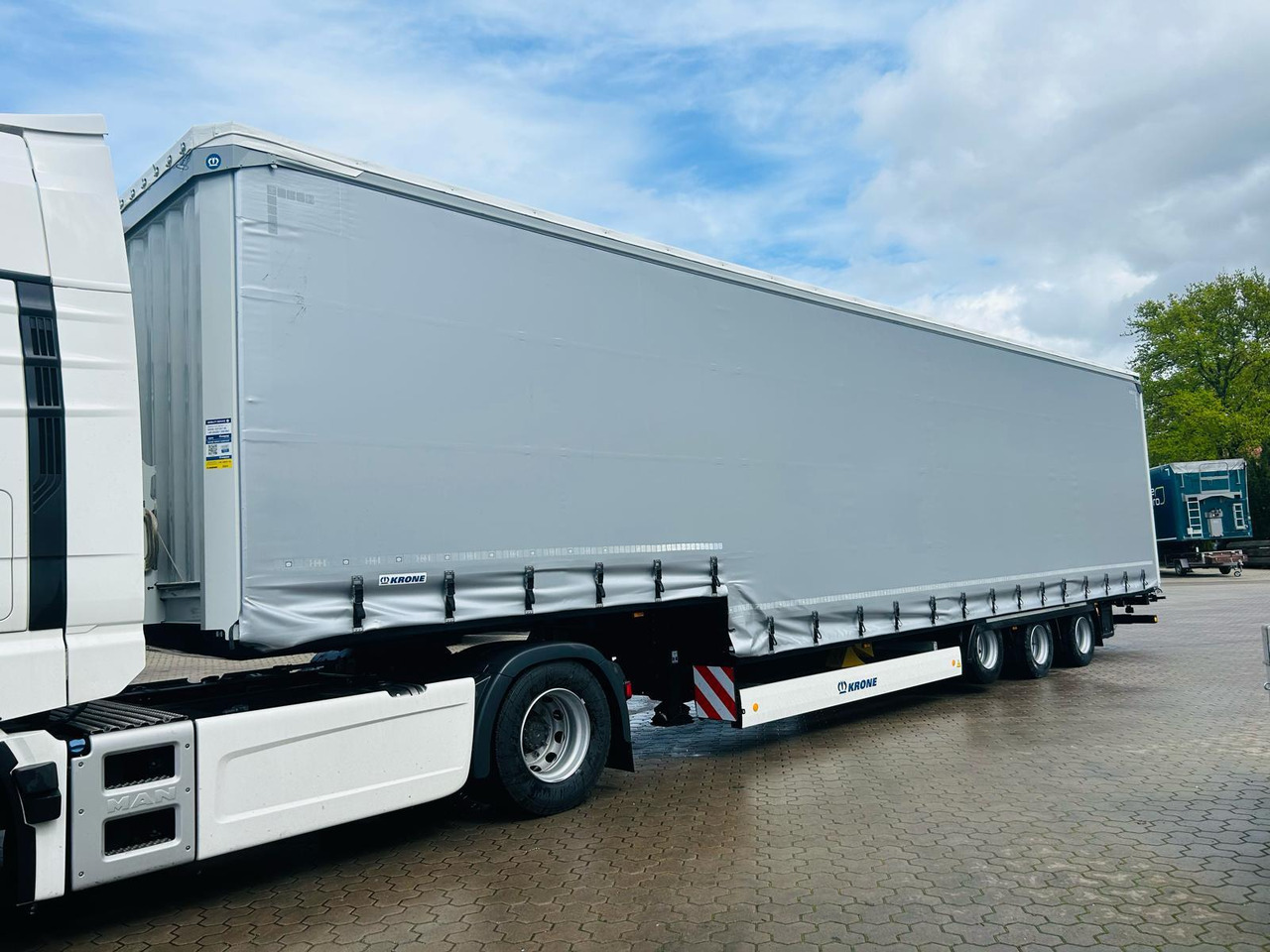Krone SDP 27 Stufensattel Auflieger mit Spreizheck - Low loader semi-trailer: picture 3 Krone SDP 27 Stufensattel Auflieger mit Spreizheck - Low loader semi-trailer: picture 3