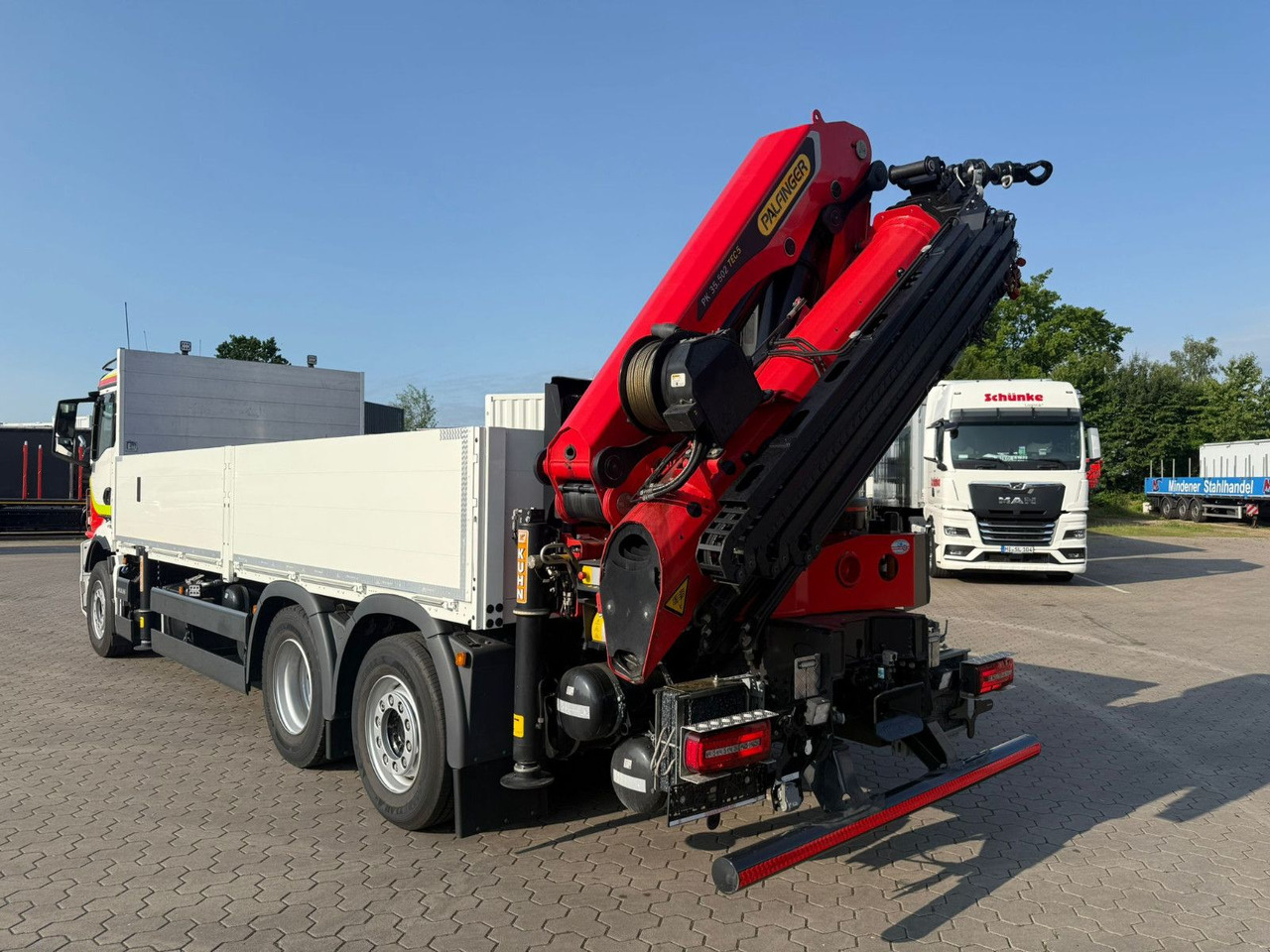 MAN TGS 26.430 Kran Palfinger PK 35.502 H, 5600 km - Dropside/ Flatbed truck, Crane truck: picture 5 MAN TGS 26.430 Kran Palfinger PK 35.502 H, 5600 km - Dropside/ Flatbed truck, Crane truck: picture 5
