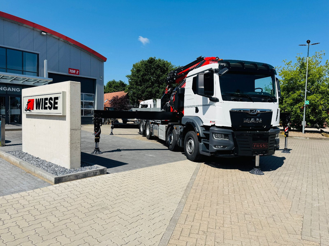 MAN TGS 32.510 mit F710 Frontkran sofort - Crane truck: picture 2 MAN TGS 32.510 mit F710 Frontkran sofort - Crane truck: picture 2