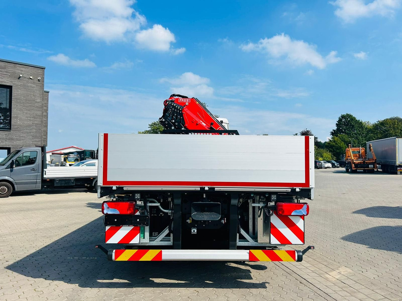 Crane truck MAN TGS 41.520 8x8 mit Fassi Ladekran F710RA.2.26: picture 8