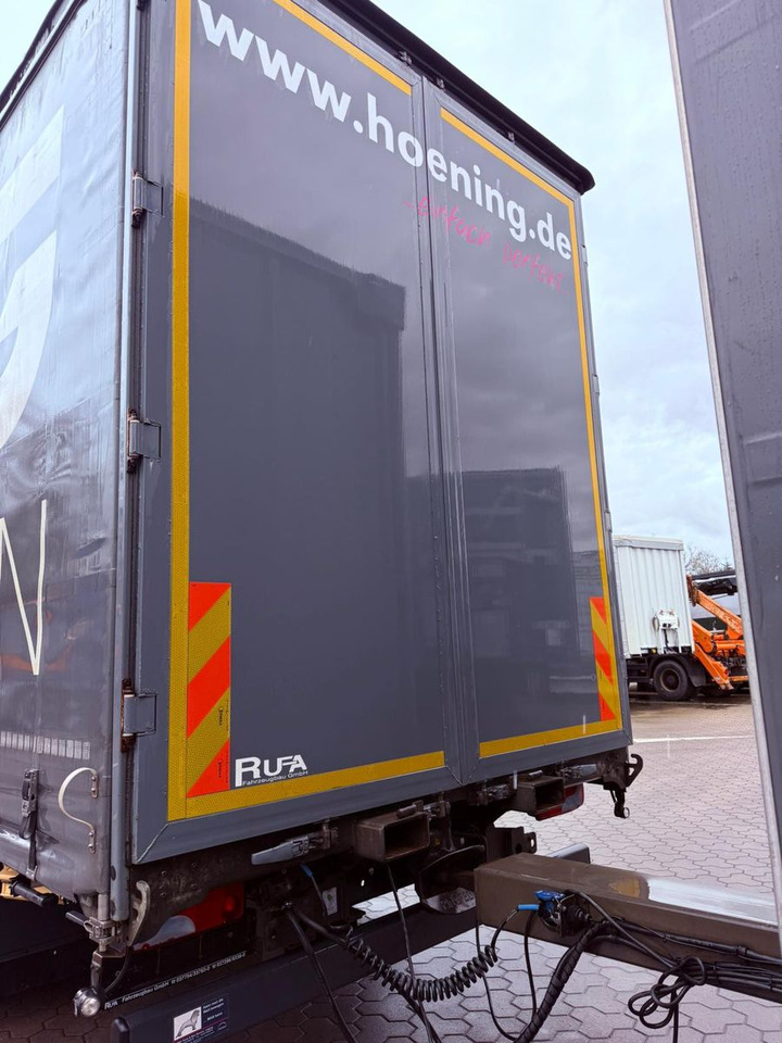 MAN TGX 18.440 LL Volumen LKW mit Staplerhalterung MAN TGX 18.440 LL Volumen LKW mit Staplerhalterung - Curtain side truck: picture 4 MAN TGX 18.440 LL Volumen LKW mit Staplerhalterung MAN TGX 18.440 LL Volumen LKW mit Staplerhalterung - Curtain side truck: picture 4