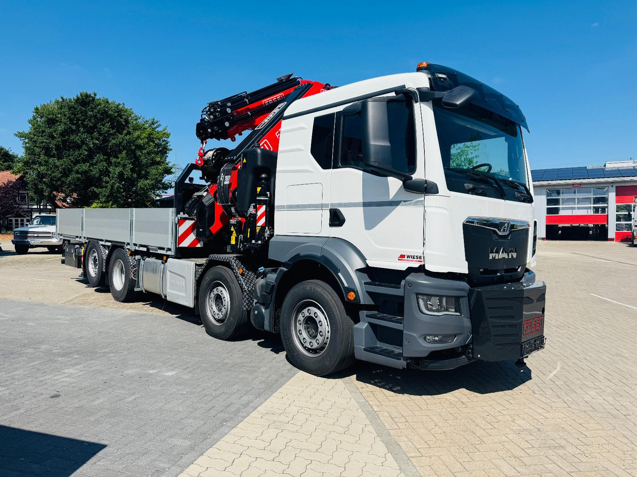 MAN TGS 32.510 mit F710 Frontkran sofort - Truck, Crane truck: picture 1 MAN TGS 32.510 mit F710 Frontkran sofort - Truck, Crane truck: picture 1