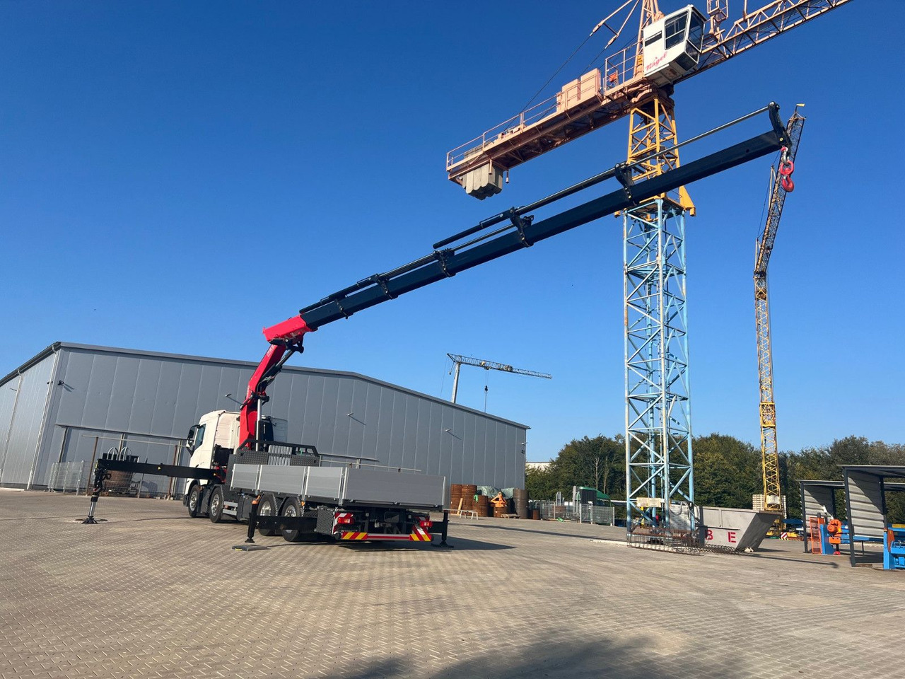 Volvo FH 500 8x2 Kran F710 RA2.26 - Truck, Crane truck: picture 5 Volvo FH 500 8x2 Kran F710 RA2.26 - Truck, Crane truck: picture 5