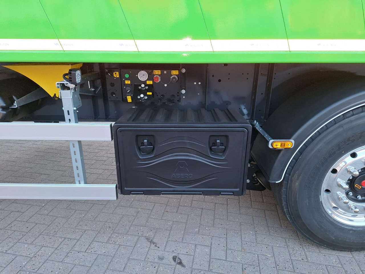 Tipper semi-trailer Wielton BULKMASTER 50m³ SOFORT VERFÜGBAR: picture 10