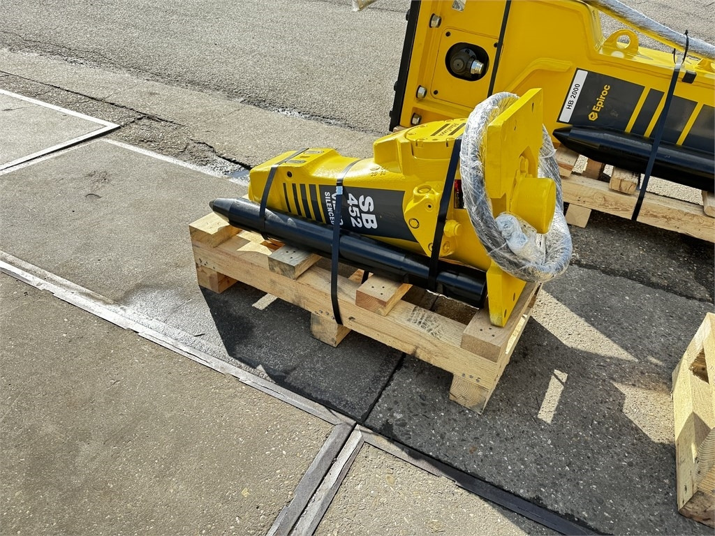 Atlas Copco SB 452 Epiroc SB452 - Hydraulic hammer for Construction machinery: picture 4 Atlas Copco SB 452 Epiroc SB452 - Hydraulic hammer for Construction machinery: picture 4