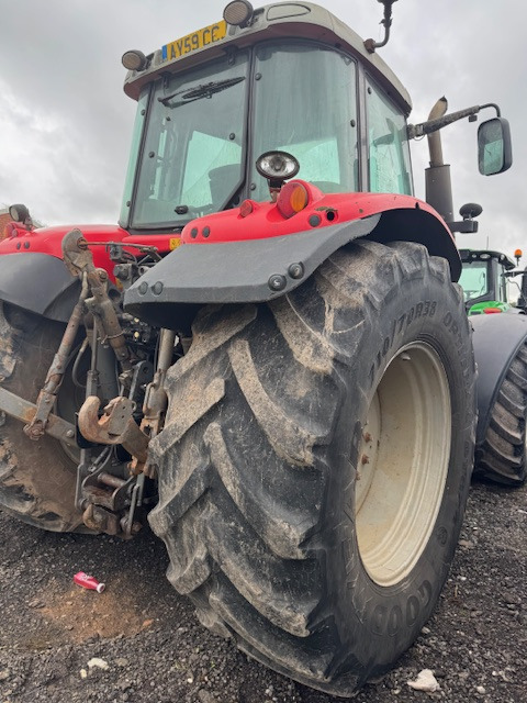 MASSEY FERGUSON 6495 DYNA 6 - Farm tractor: picture 5 MASSEY FERGUSON 6495 DYNA 6 - Farm tractor: picture 5