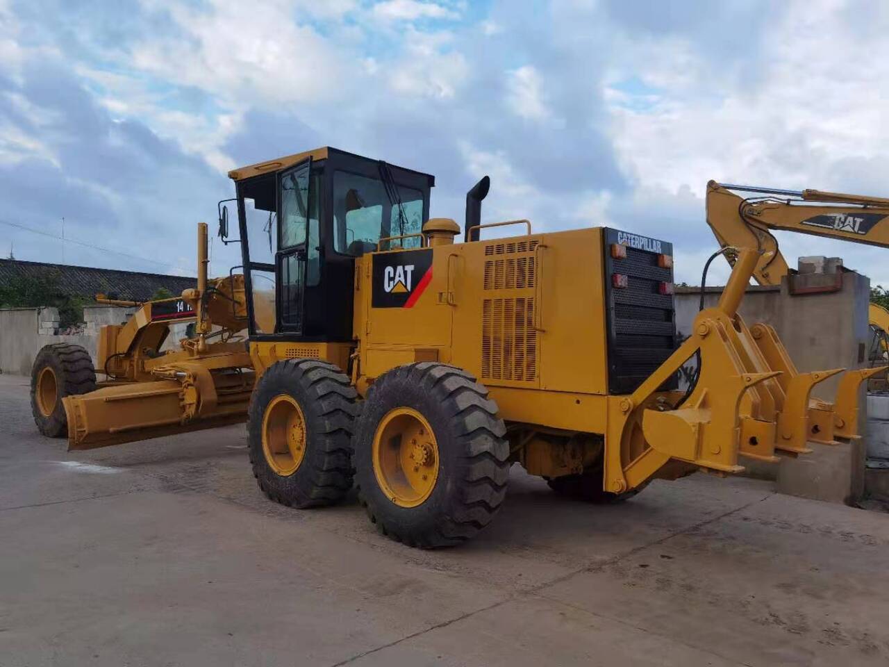 CATERPILLAR 14H - Grader: picture 2 CATERPILLAR 14H - Grader: picture 2
