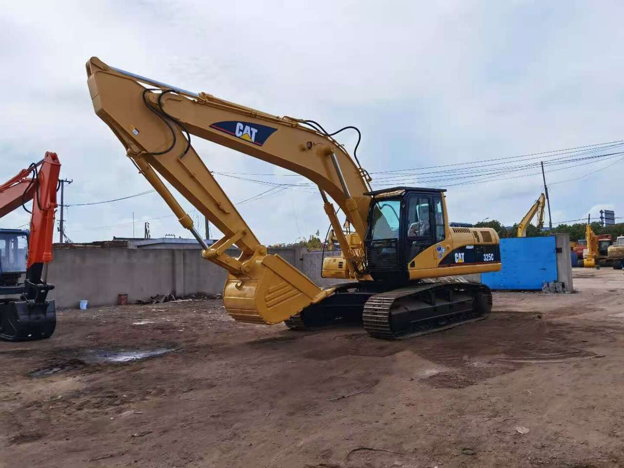 CATERPILLAR 325C - Crawler excavator: picture 4 CATERPILLAR 325C - Crawler excavator: picture 4