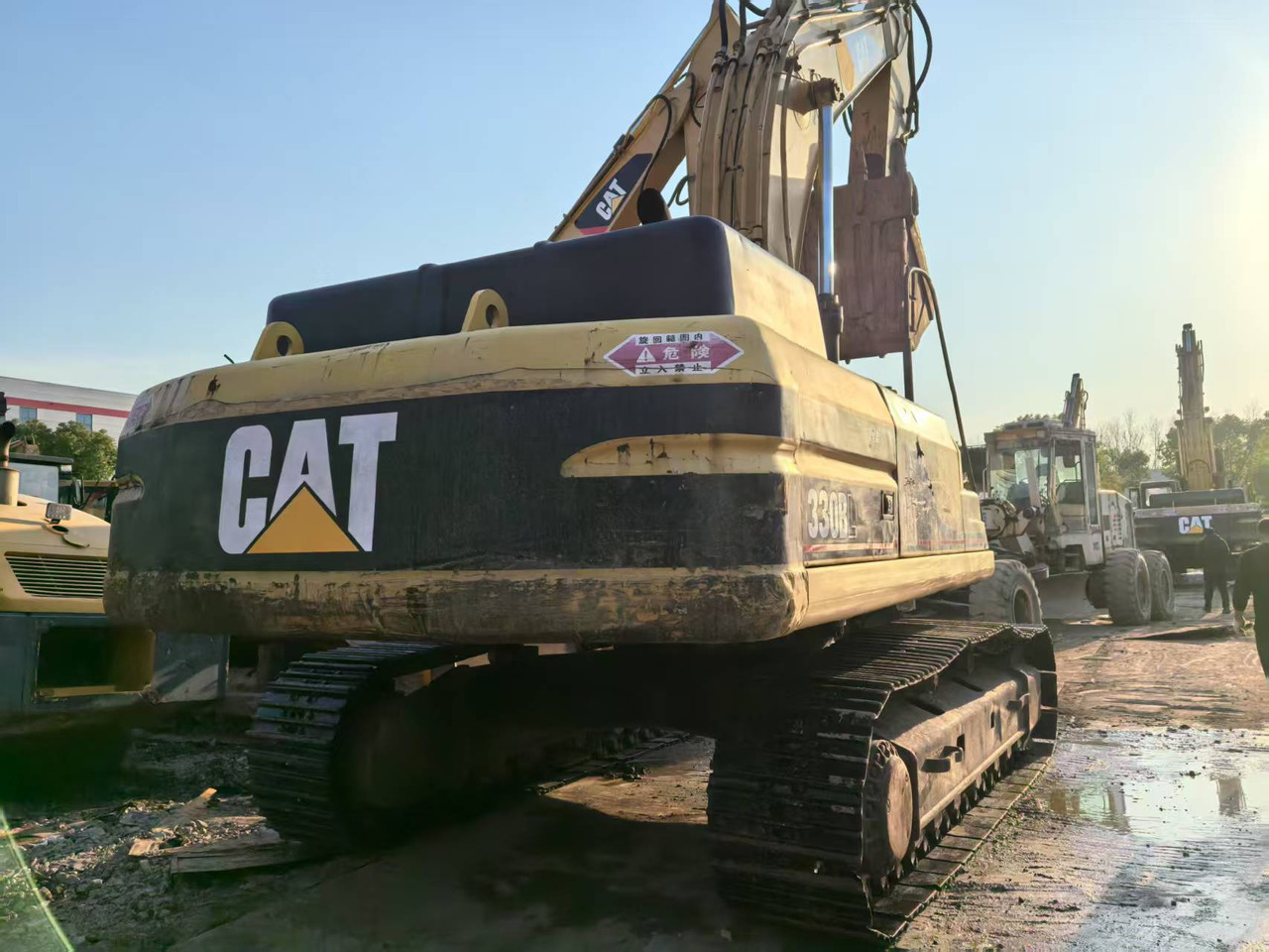 CATERPILLAR 330B - Crawler excavator: picture 5 CATERPILLAR 330B - Crawler excavator: picture 5