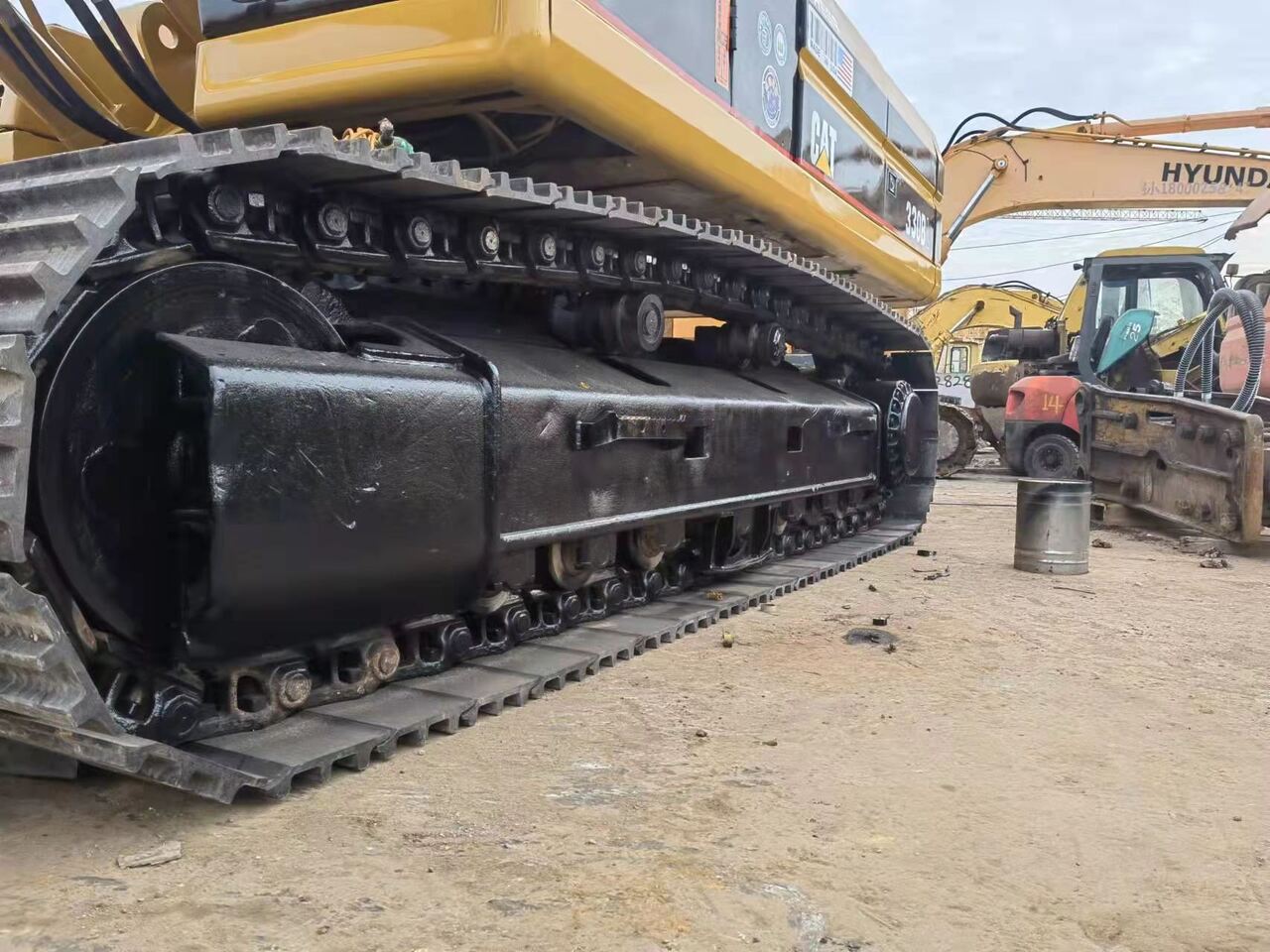 CATERPILLAR 330BL - Crawler excavator: picture 3 CATERPILLAR 330BL - Crawler excavator: picture 3