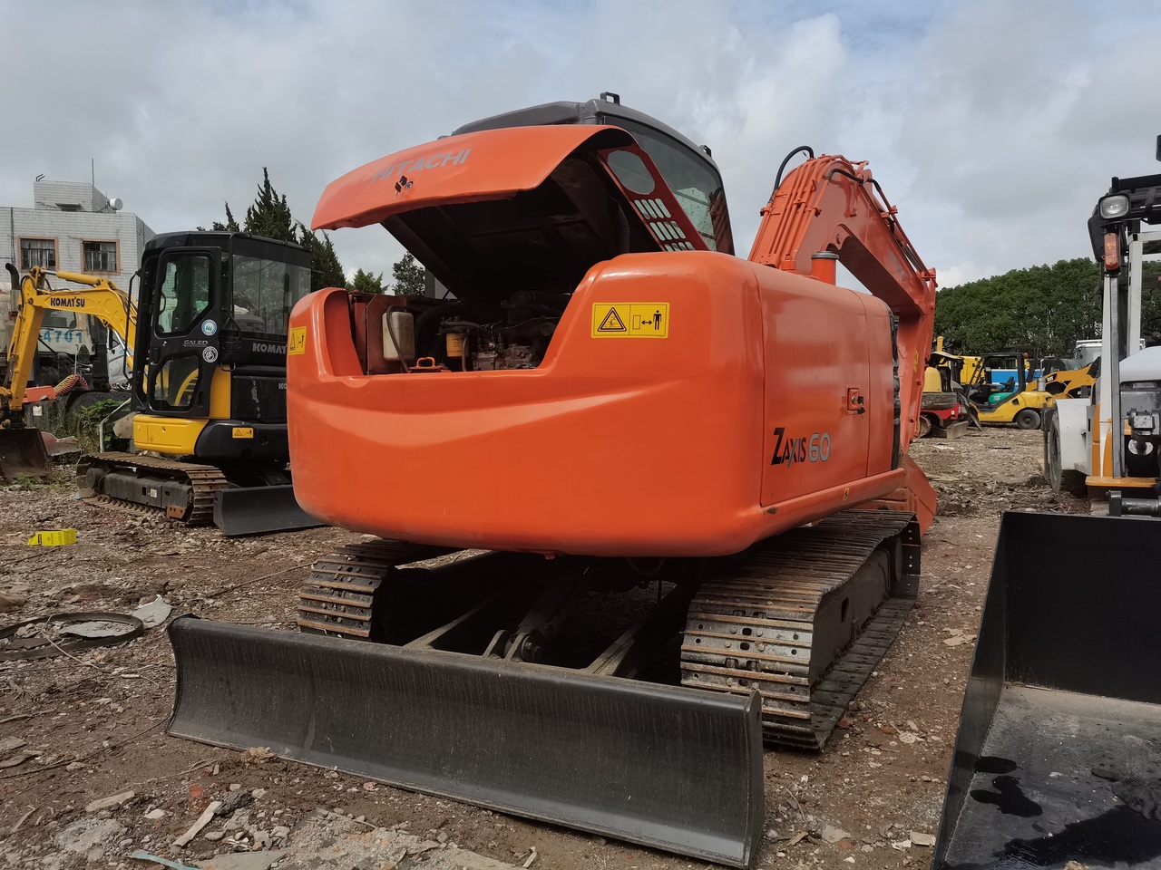 HITACHI ZX60-6 - Crawler excavator: picture 3 HITACHI ZX60-6 - Crawler excavator: picture 3