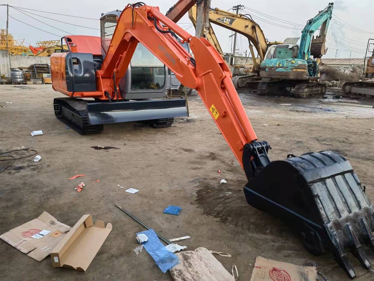 HITACHI ZX60 - Crawler excavator: picture 2 HITACHI ZX60 - Crawler excavator: picture 2