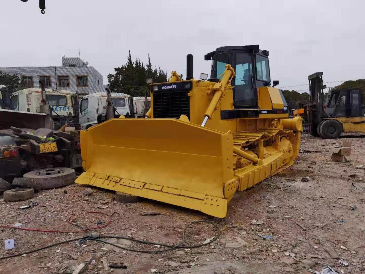 KOMATSU D85-21 - Bulldozer: picture 2 KOMATSU D85-21 - Bulldozer: picture 2