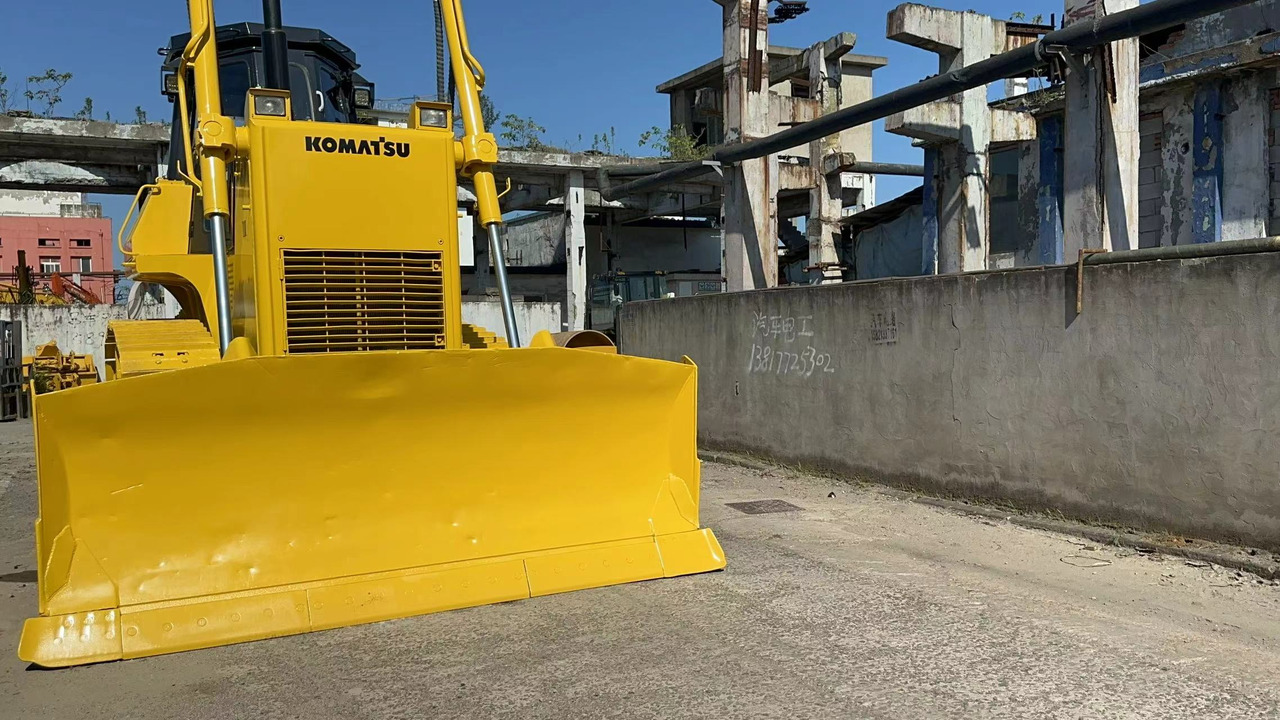 KOMATSU D85ESS-2 - Bulldozer: picture 4 KOMATSU D85ESS-2 - Bulldozer: picture 4