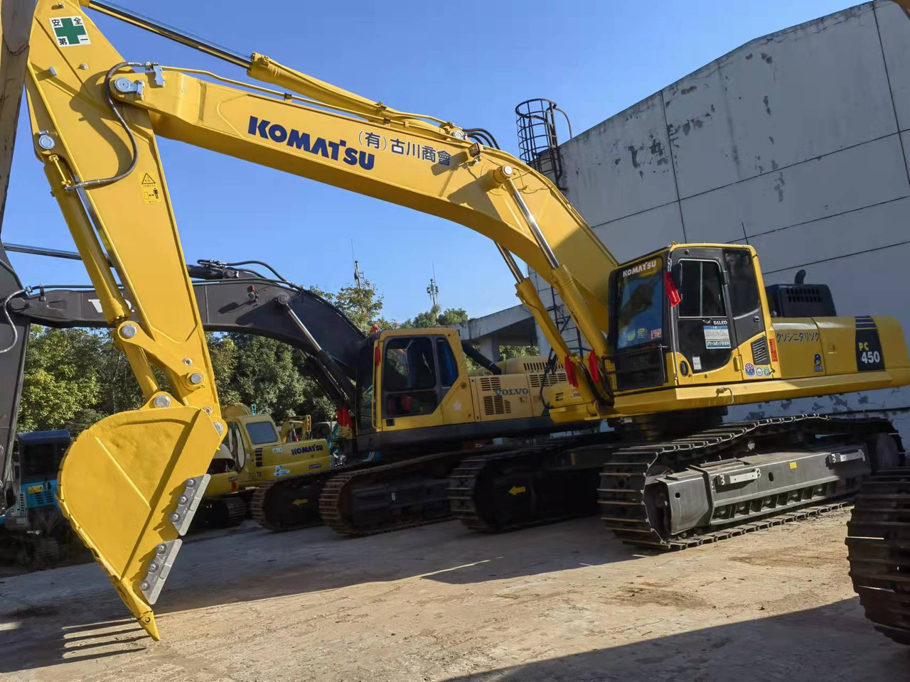 KOMATSU PC450-8-excavator - Crawler excavator: picture 1 KOMATSU PC450-8-excavator - Crawler excavator: picture 1