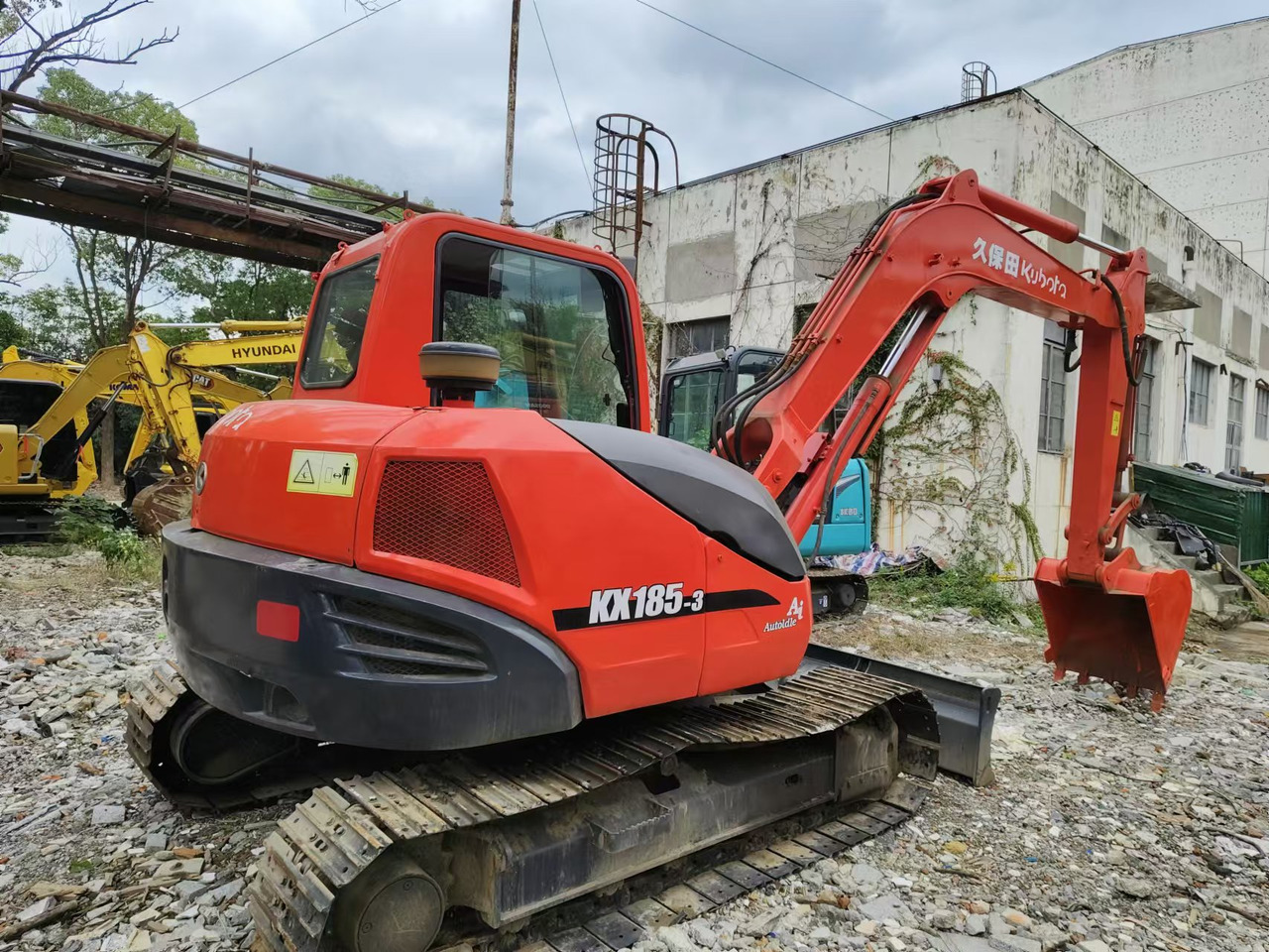 KUBOTA KX185-3 - Excavator: picture 1 KUBOTA KX185-3 - Excavator: picture 1
