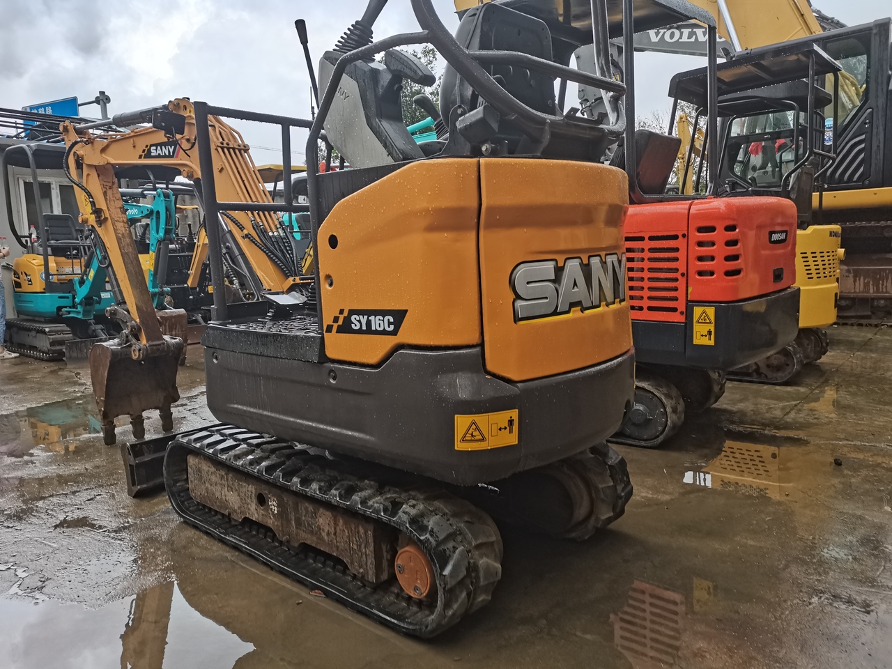 SANY SY16C - Crawler excavator: picture 5 SANY SY16C - Crawler excavator: picture 5