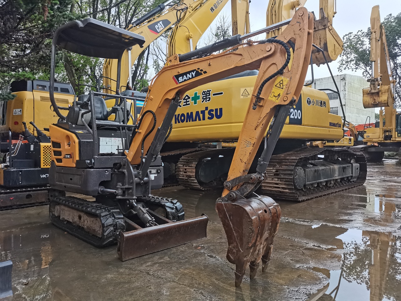 SANY SY16C - Crawler excavator: picture 2 SANY SY16C - Crawler excavator: picture 2