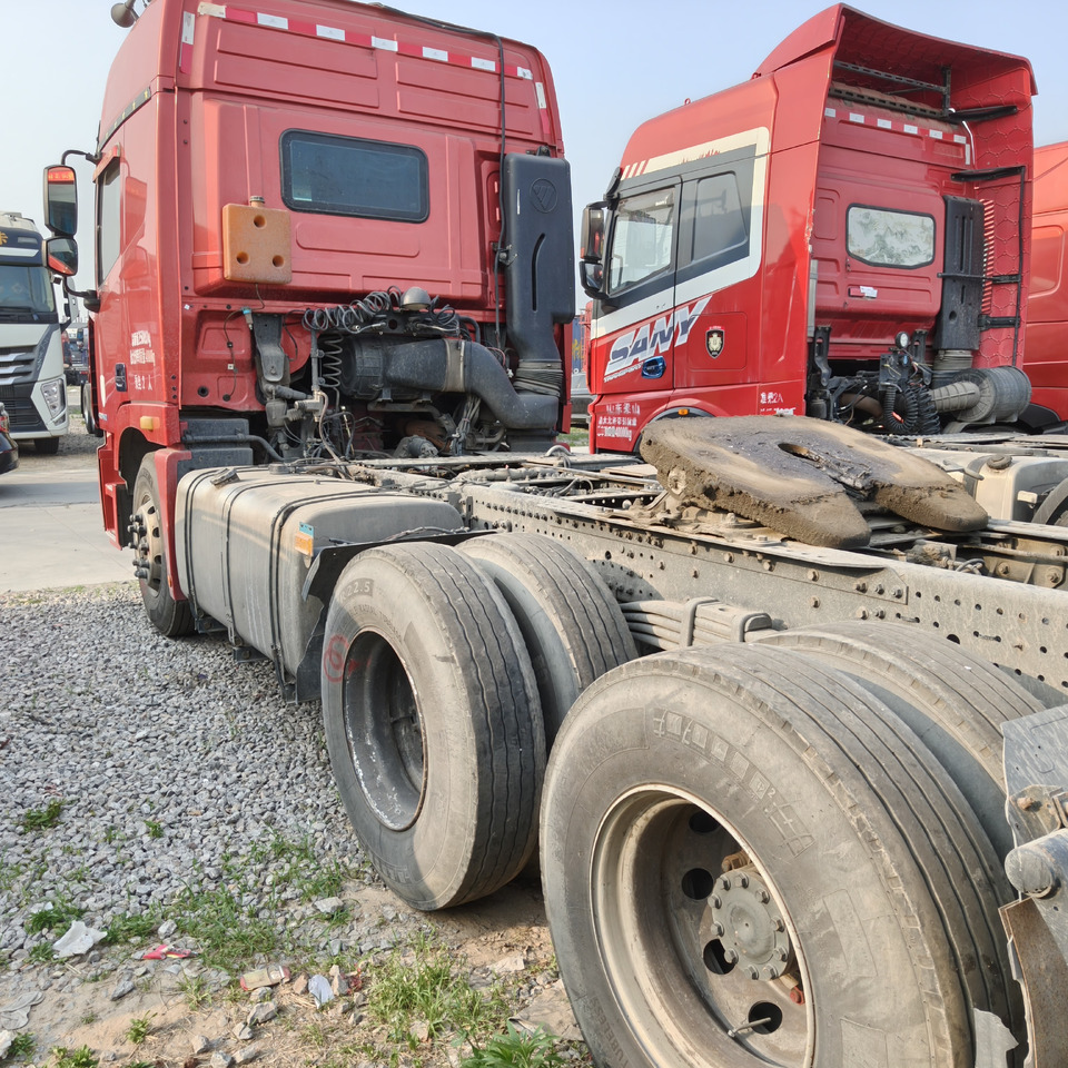 Auman 6x4 - Tractor unit: picture 4 Auman 6x4 - Tractor unit: picture 4