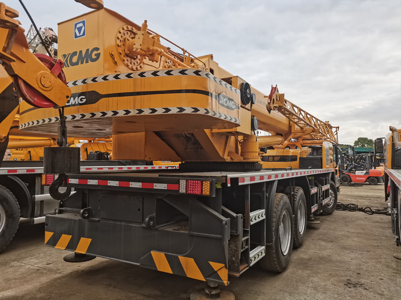 XCMG QY25K5A - Crane: picture 2 XCMG QY25K5A - Crane: picture 2