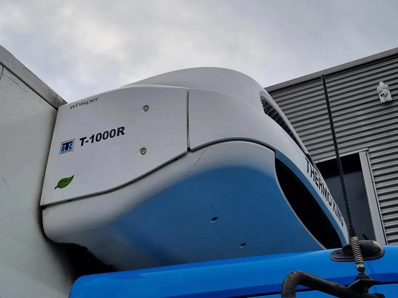 Refrigerator truck DAF LF 45.220 Kuhlkoffer Thermoking T1000R LBW ST380V EURO EEV: picture 12 Refrigerator truck DAF LF 45.220 Kuhlkoffer Thermoking T1000R LBW ST380V EURO EEV: picture 12