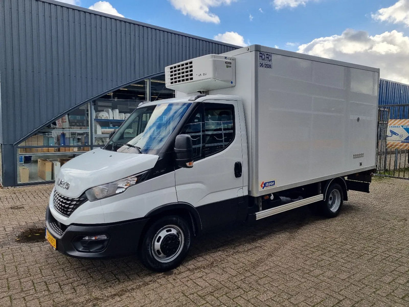 Iveco Daily 35C14 Koelkoffer Thermo-King V500MAX Multitemp ATP ST 230V - Refrigerated delivery van: picture 4 Iveco Daily 35C14 Koelkoffer Thermo-King V500MAX Multitemp ATP ST 230V - Refrigerated delivery van: picture 4