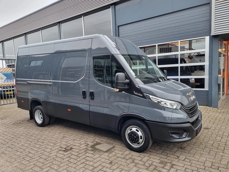 Iveco Daily 35C18 3.0D L2H2 HI-MATIC EURO 6 - Panel van: picture 1 Iveco Daily 35C18 3.0D L2H2 HI-MATIC EURO 6 - Panel van: picture 1