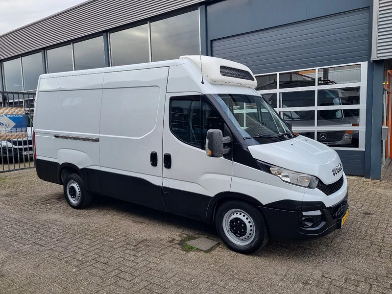 Iveco Daily 35S17 3.0D Koelwagen TK V300MAX st 230V +20C / -20C - Refrigerated delivery van: picture 1 Iveco Daily 35S17 3.0D Koelwagen TK V300MAX st 230V +20C / -20C - Refrigerated delivery van: picture 1