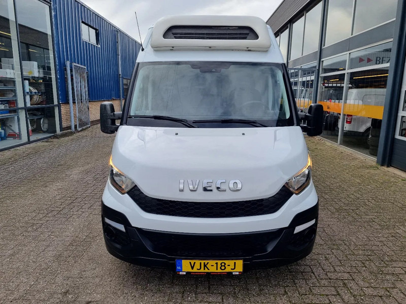 Iveco Daily 35S17 3.0D Koelwagen TK V300MAX st 230V +20C / -20C - Refrigerated delivery van: picture 3 Iveco Daily 35S17 3.0D Koelwagen TK V300MAX st 230V +20C / -20C - Refrigerated delivery van: picture 3
