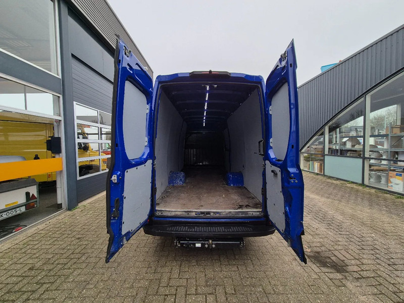 Panel van Iveco Daily 40C18 3.0 D L4H2 Euro 6 GVW 3500 KG: picture 8