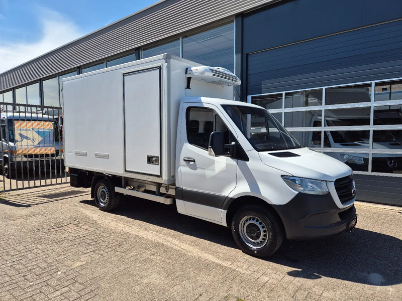 Mercedes-Benz Sprinter 315 CDI/ Kuhlkoffer/ TK V300 MAX/ LBW/ Stby230 - Refrigerated delivery van: picture 1 Mercedes-Benz Sprinter 315 CDI/ Kuhlkoffer/ TK V300 MAX/ LBW/ Stby230 - Refrigerated delivery van: picture 1