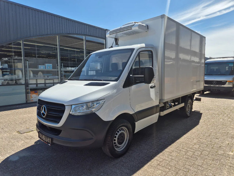 Mercedes-Benz Sprinter 315 CDI/ Kuhlkoffer/ TK V300 MAX/ LBW/ Stby230 - Refrigerated delivery van: picture 5 Mercedes-Benz Sprinter 315 CDI/ Kuhlkoffer/ TK V300 MAX/ LBW/ Stby230 - Refrigerated delivery van: picture 5