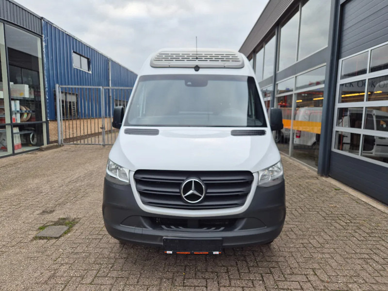 Mercedes-Benz Sprinter 519 CDI/ Kuhlwagen/ L3H2/ TK V300 MAX/ EURO 6E - Refrigerated delivery van: picture 4 Mercedes-Benz Sprinter 519 CDI/ Kuhlwagen/ L3H2/ TK V300 MAX/ EURO 6E - Refrigerated delivery van: picture 4
