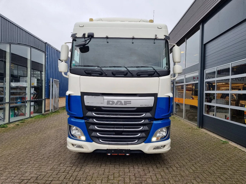DAF XF 106.440 EURO 6/ Intarder/ Webasto/ ADR / Klima - Tractor unit: picture 3 DAF XF 106.440 EURO 6/ Intarder/ Webasto/ ADR / Klima - Tractor unit: picture 3