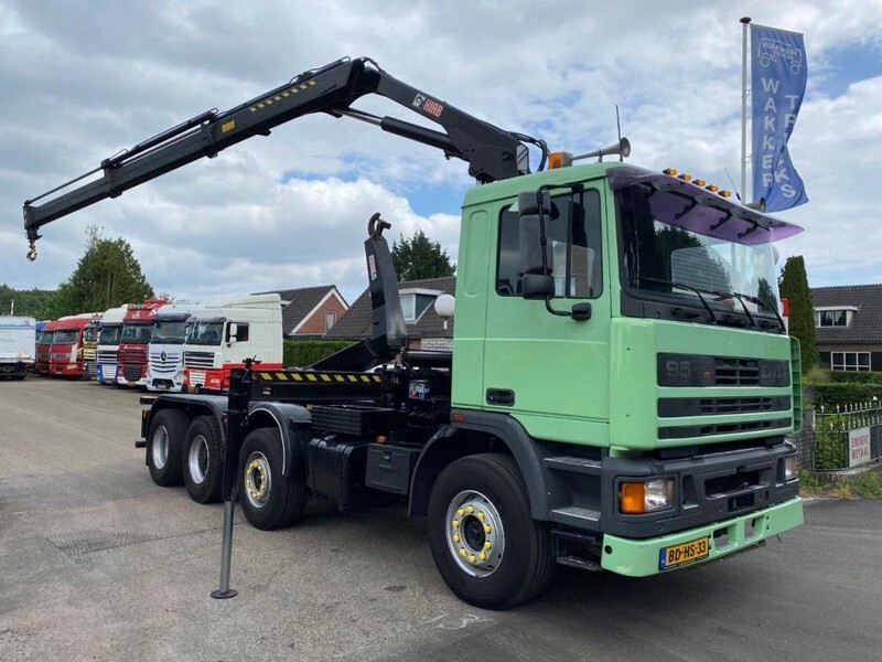 DAF 95 ATi 360 8X2 STEEL SPRING HIAB 166B-2 Duo - Crane truck: picture 2 DAF 95 ATi 360 8X2 STEEL SPRING HIAB 166B-2 Duo - Crane truck: picture 2