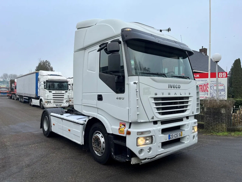Iveco Stralis 440.48 MANUAL ZF GEARBOX CLEAN CONDITION - Tractor unit: picture 4 Iveco Stralis 440.48 MANUAL ZF GEARBOX CLEAN CONDITION - Tractor unit: picture 4