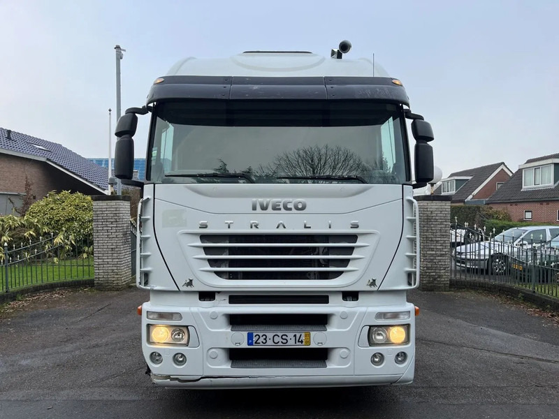Iveco Stralis 440.48 MANUAL ZF GEARBOX CLEAN CONDITION - Tractor unit: picture 2 Iveco Stralis 440.48 MANUAL ZF GEARBOX CLEAN CONDITION - Tractor unit: picture 2