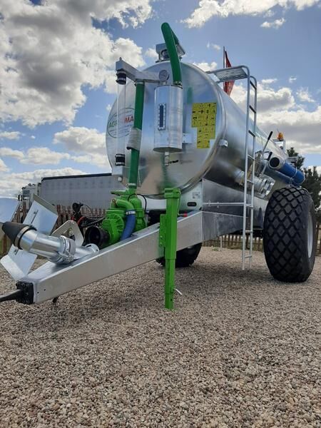 Agro-max New Agro-Max Barrel/ Beczkowóz wóz asenizacyjny 10000 l - Slurry tanker: picture 4 Agro-max New Agro-Max Barrel/ Beczkowóz wóz asenizacyjny 10000 l - Slurry tanker: picture 4