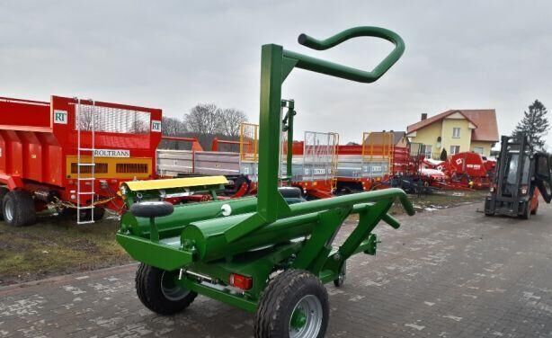 Awid Czyżew Self loading bale wrapper/ Owijarka samozaładowcza - Bale wrapper: picture 5 Awid Czyżew Self loading bale wrapper/ Owijarka samozaładowcza - Bale wrapper: picture 5