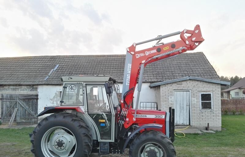 Metal-Technik Frontlader für Massey Ferguson/ Front loader/ Ładowacz TUR - Front loader for tractor for Farm tractor: picture 2 Metal-Technik Frontlader für Massey Ferguson/ Front loader/ Ładowacz TUR - Front loader for tractor for Farm tractor: picture 2