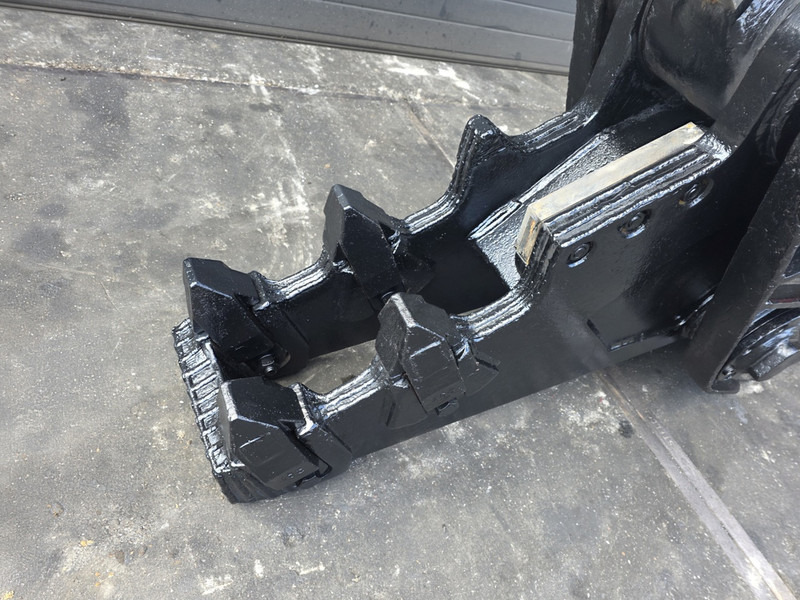 Verachtert vt 40 combischaar pulverizer caterpillar mp 20 jaw crusher - Demolition shears: picture 3 Verachtert vt 40 combischaar pulverizer caterpillar mp 20 jaw crusher - Demolition shears: picture 3