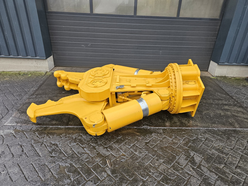 Epiroc atlas copco kruppcc3000 crusher atlas copco cc epiroc - Demolition shears: picture 1 Epiroc atlas copco kruppcc3000 crusher atlas copco cc epiroc - Demolition shears: picture 1