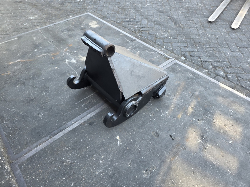Kopplaat cw 30 cw 40 kopplaat cw 30 cw 40 - Quick coupler for Construction machinery: picture 4 Kopplaat cw 30 cw 40 kopplaat cw 30 cw 40 - Quick coupler for Construction machinery: picture 4